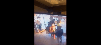 Security Guard Gets Hit With Multiple Punches After He Tried To Stop A Thief From Stealing