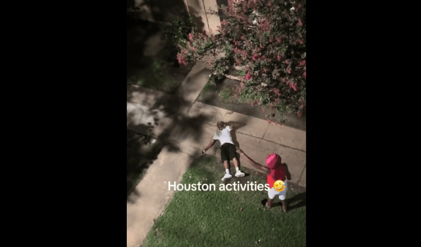 Dude Instantly Gets Laid Out By His Girlfriend And Gets Left There Like He Didn’t Matter To Her Anymore