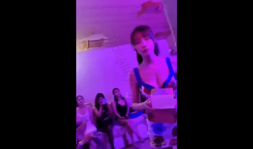 Dude Shows A Variety Of 304s Thats Ready To Be Bought In China