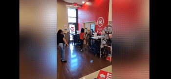 Two Girls Pulled Up To The Grocery Store Just To Get In A Heated Argument With A Employee That Threaten Them