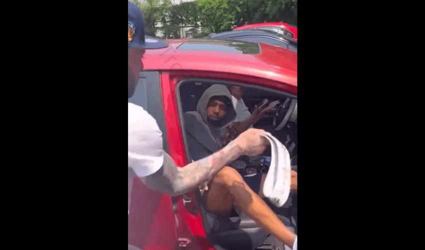 Dude Gets Setup By A Girl And Gets His Face Cracked With A Belt By Her Brother After He Never Came Back With His Money