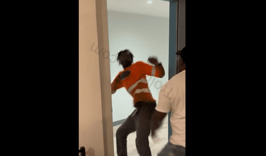 Dude Came Over His Babymother House To Beat On Her But Didn’t Know Her Big Cousin Was Behind The Door To Beat Him Down