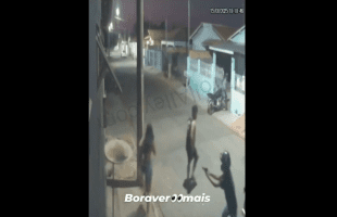 Dude Pushed His 14 Year Old Girlfriend To Save Himself After Her Opps Pulled Up To Take Her Out