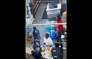 Customer Gets Robbed While Paying For His Items