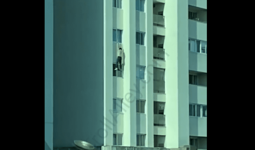 Too Late: Dude Accidentally Slip After He Tried To Avoid Jumping From A Tall Building