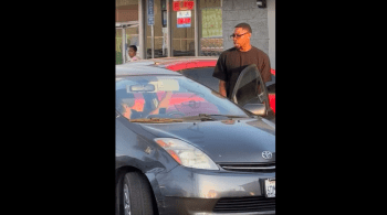 Uber Driver Gets Handled After He Refused To Reverse For A Man That Was Trying To Leave