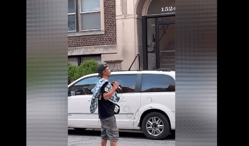 Homeless Guy Holds Every Civilian Hostage With A Knife And Gets Mad At Another Man That Tried To Deescalate The Situation