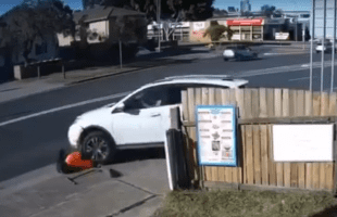 Elderly People Shouldn’t Be On The Road