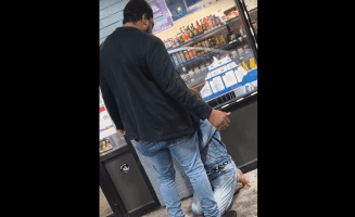 Dude Cheers On A Man At The Corner Store While He Was Getting Sloppy From A Woman After He Offer Him 10 Dollars If She Can Make Buss