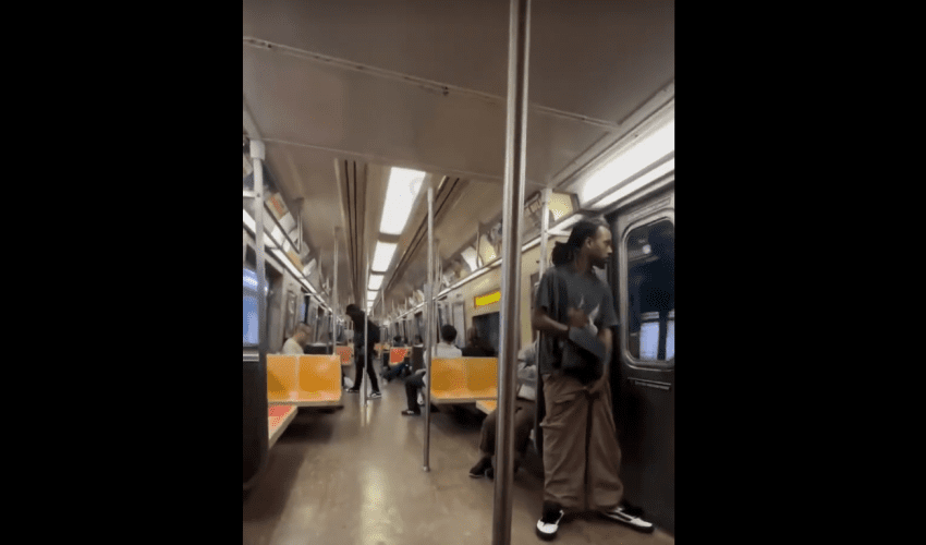 Dude Gets Called Out For Pump Faking During A Altercation With Another Man On A Train