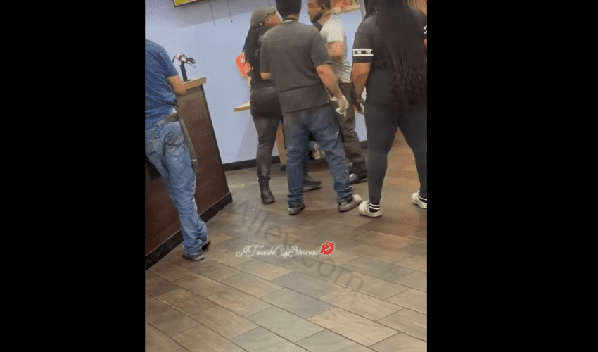 Woman Screams “Oh My God” After Store Owner Hit Her Back For Putting Hands On Him About Food