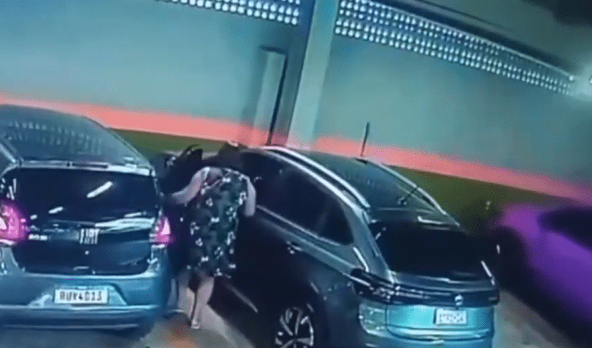 Woman That Was Watching Her Surroundings At The Grocery Store Gets Kidnapped By Two Men That Was Parked By Her Car