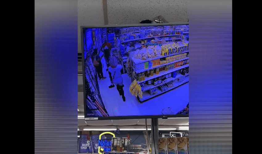 Store Owner Caught A Girl Using Her Bonnet To Steal Items