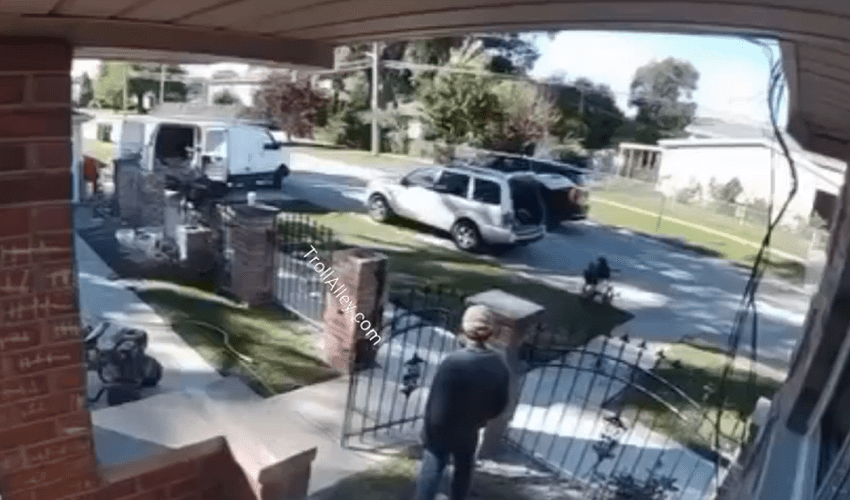 Bitter Neighbors Snitched And Called Ice On A Migrant That Was Doing Work On A House On Their Street