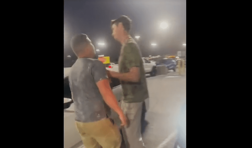Man Hoed After He Tried To Protect A Woman From Being Harassed And Followed By A Random Guy At Kroger