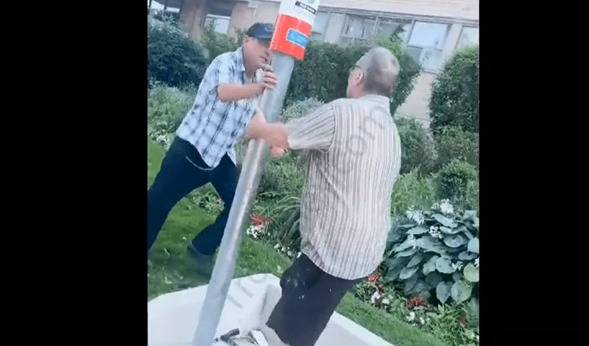 Two Senior Citizens Became Friends After A Fade