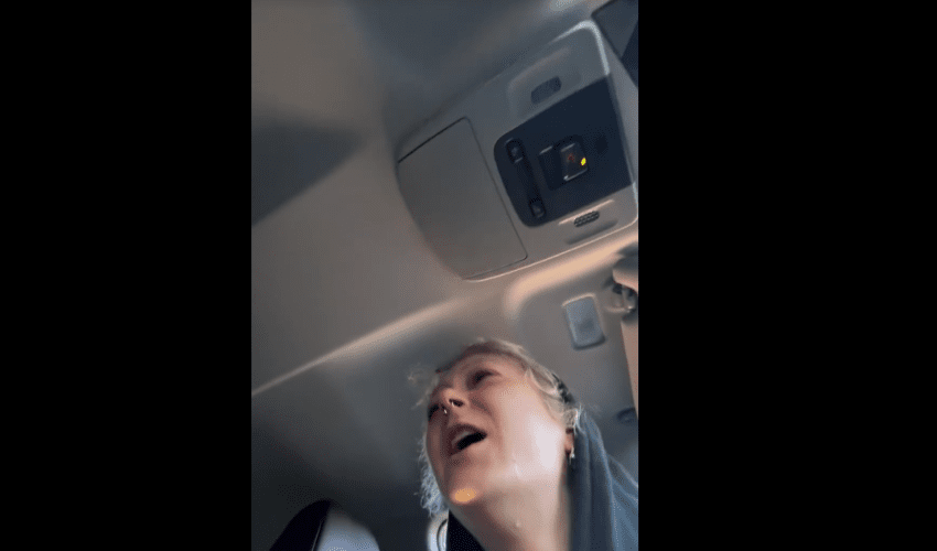 Girl Goes Thru A Emotional Break Down While In Traffic With Her Boyfriend