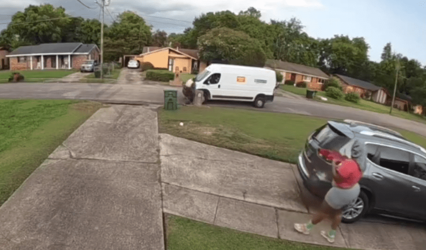 Dude Tried To Give A Woman His Vest To Cover Up While He Was Working And She Stole His Work Van