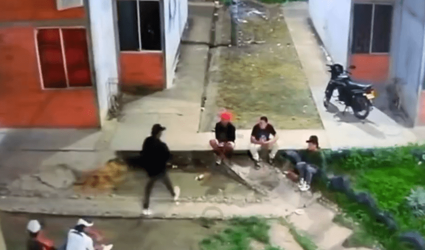 Imagine Your Friend Dapping You Up And He Turn Around And Snake You