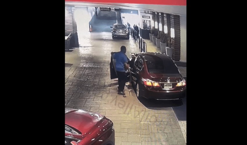 Valet Driver Gets Revenge On A Customer After He Called Him Out His Name