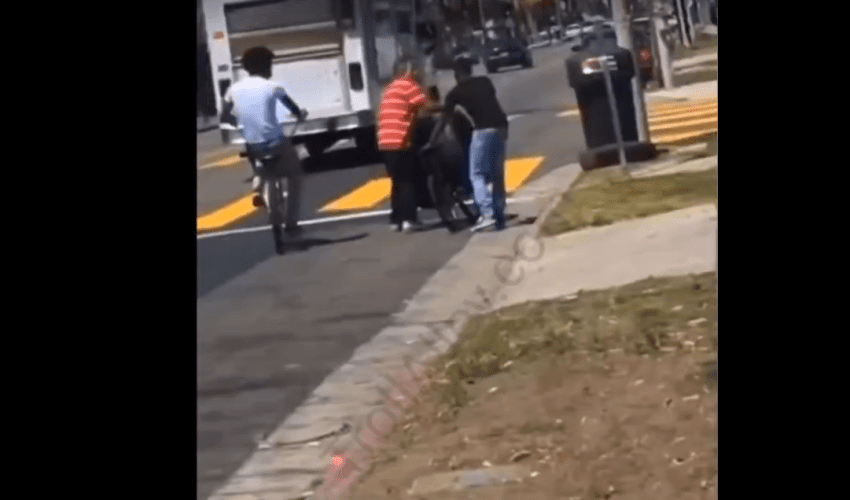 Mexican Guy Gets Robbed In Broad Daylight After Walking Thru The Wrong neighborhood In Cali