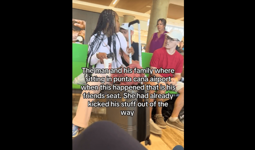 Dude Disrespected A Girl Bad After She Tried To Sit Next To Him And His Family At The Airport
