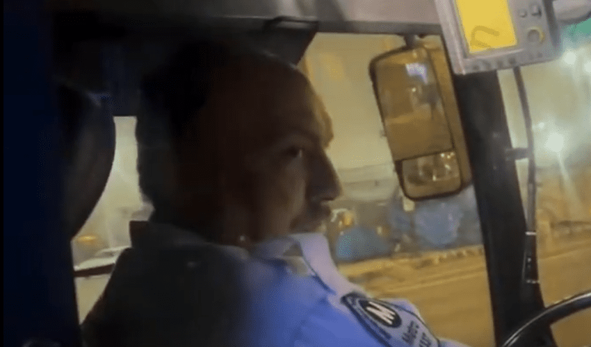 Passengers Goes Off On A Los Angeles Bus Driver For Passing Their Stop And Taking Them To A Dangerous Neighborhood