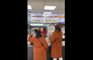 Gay Man Goes Off On A Migrant That Was Working In His Hood And Had To Remind Him That He Was In The Trenches