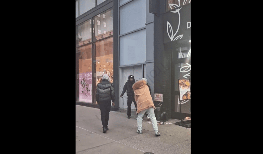 Stud Started Poking A Man After He Wouldn’t Give Her Money