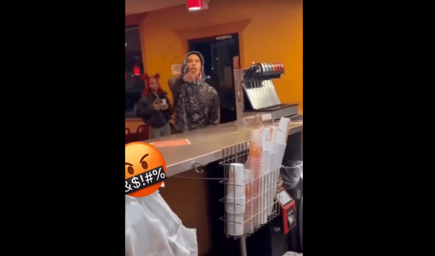 Dude Damaged The Whole Popeyes For Getting His Order And Employees Returned The Same Energy