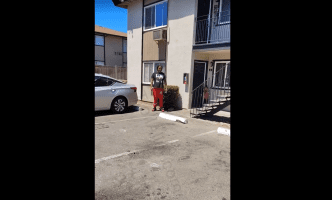 Dude Pulled Up To A Man House To Throw Hands And Instantly Gets Turned Around After He Seen This