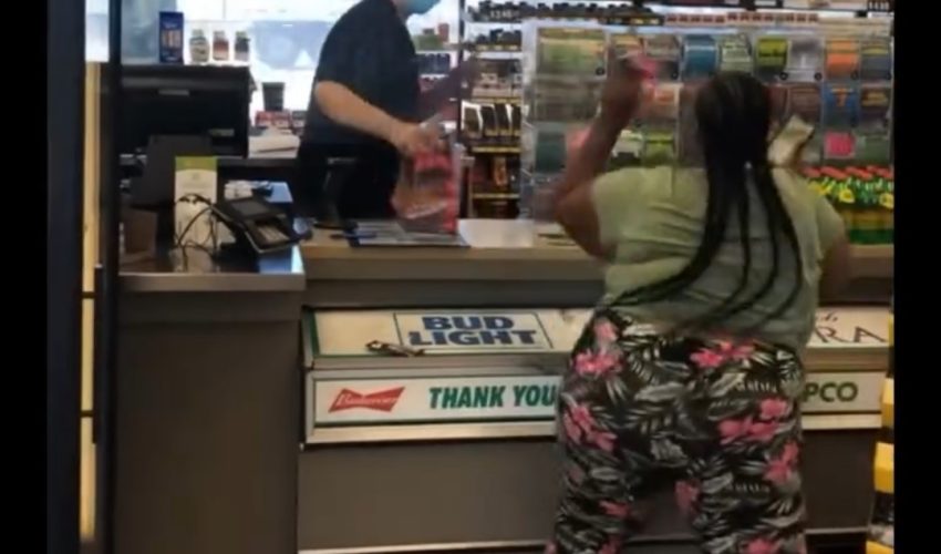 Employee Gives Back The Same Energy On A Disrespectful Customer And Throws Items Back At Her