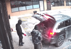 They Stole A Atm Machine Out A Store In Broad Daylight In Chicago