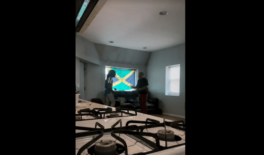 Dude Handles A 62 Year Old Man For Lying And Not Paying His Money