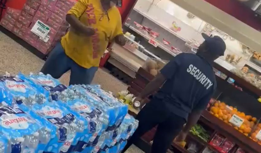 Security Guard Sprays Bug Spray On A Guy That Wouldn’t Leave The Store