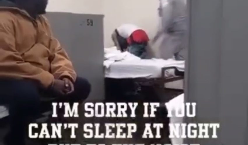 Inmates Didn’t Help Another Screaming Inmate After He Was Crowded And Handled For Snitching
