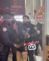 Girl That Was Selling It Thought Police Was Gonna Take Her Side After A Man Did Her After She Tried To Play Him During Services