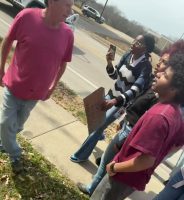 Dude Gets Crowded By Kids After He Tried To Protect Ice Agents During A Protest