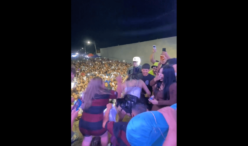 Woman Gets Mad After A Woman Was Dancing On Her Husband At A Event And Ended The Session Quick