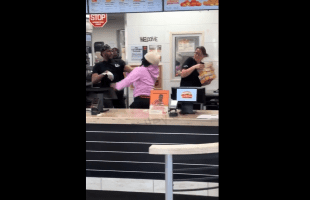 Burger King Manager Smiles After Her Employee Started Throwing Hands With A Unsatisfied Customer On The Job