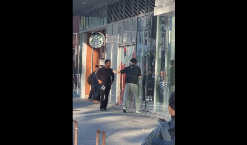 Dude Broke This Fade Up Just In Time After A Drunk Guy Got Leaked For Talking Crazy