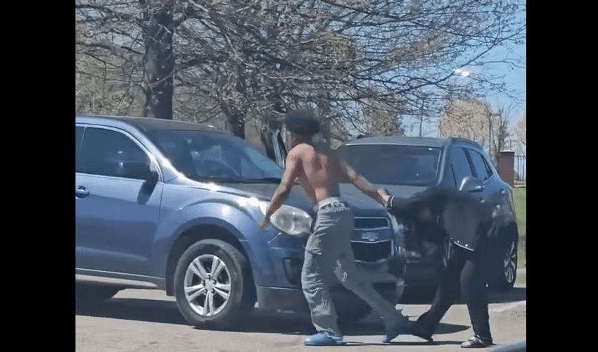 Bystanders Was Scared To Help A Woman After Seeing Her In A Abusive Relationship