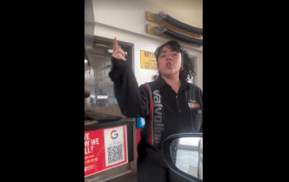Valvoline Oil Change Got Heated After A Woman Was Told To Leave