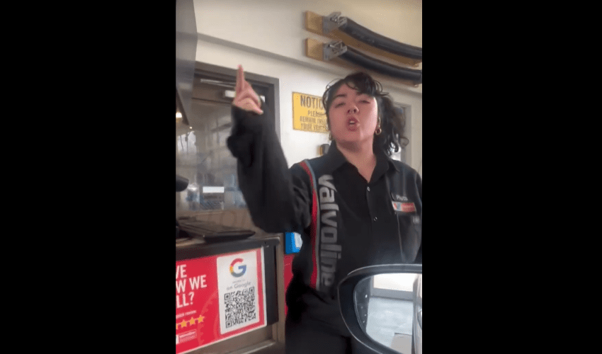 Valvoline Oil Change Got Heated After A Woman Was Told To Leave
