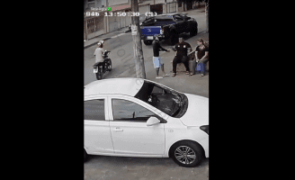 Thieves Pulled Up On A Man That Was Rizzing A Girl And This How He Handled It In Front Of Her