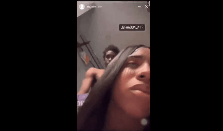 Pretty Girl Posted This To Prove That She Only Wanted Her Boyfriend While Getting Clapped From The Back