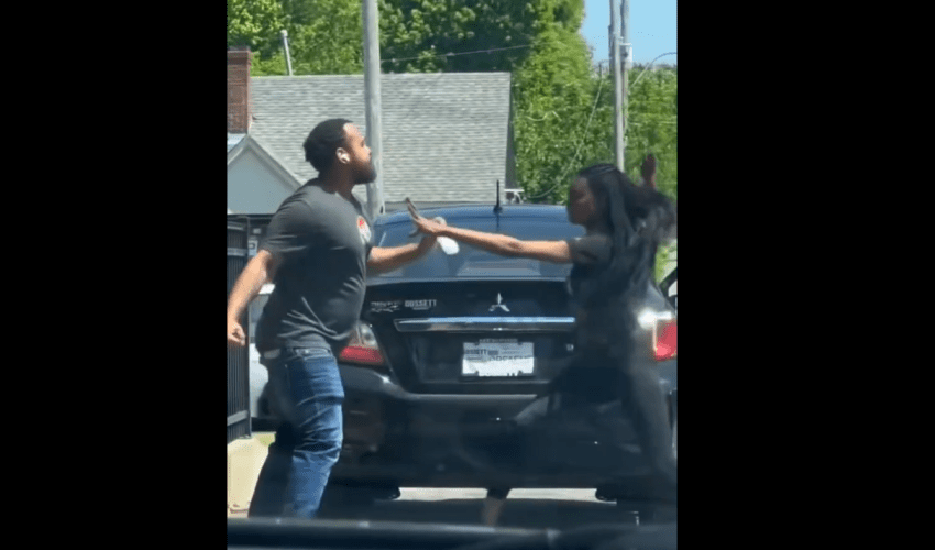 Wendy’s Employee Spits On A Employee And Put Hands On Her For Throwing A Drank At Him