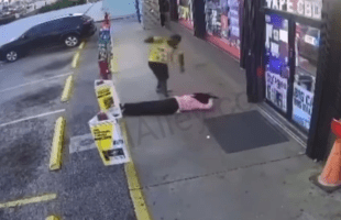 Store Clerk Beaten With A Hammer In Fort Myers Florida