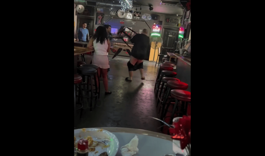 Never Seen This Happened At The Bar