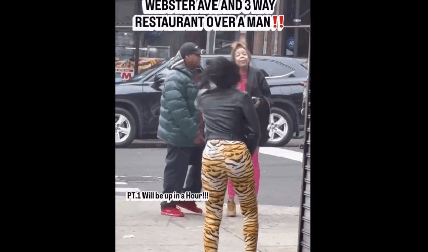 Mother Exposed Her Daughter After She Found Out She Was Messing Around With Her Baby Father On The Streets